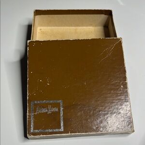 Vintage 1960’s Neiman Marcus 5.75” Gift Box